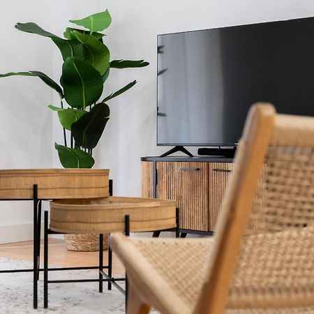 Apartamento Reformado En La Gran Via Alquiler Temporal Madrid Dış mekan fotoğraf