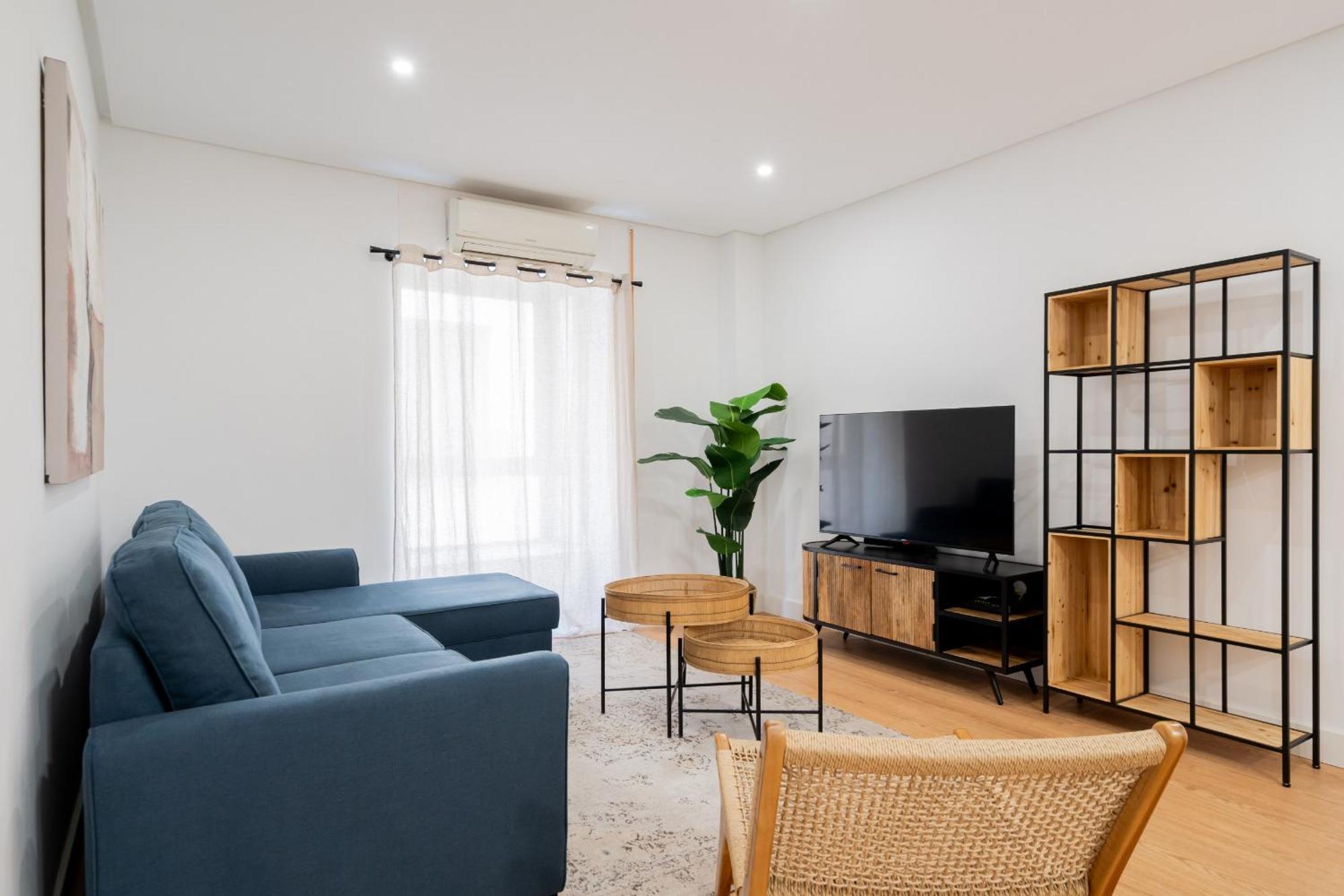 Apartamento Reformado En La Gran Via Alquiler Temporal Madrid Dış mekan fotoğraf